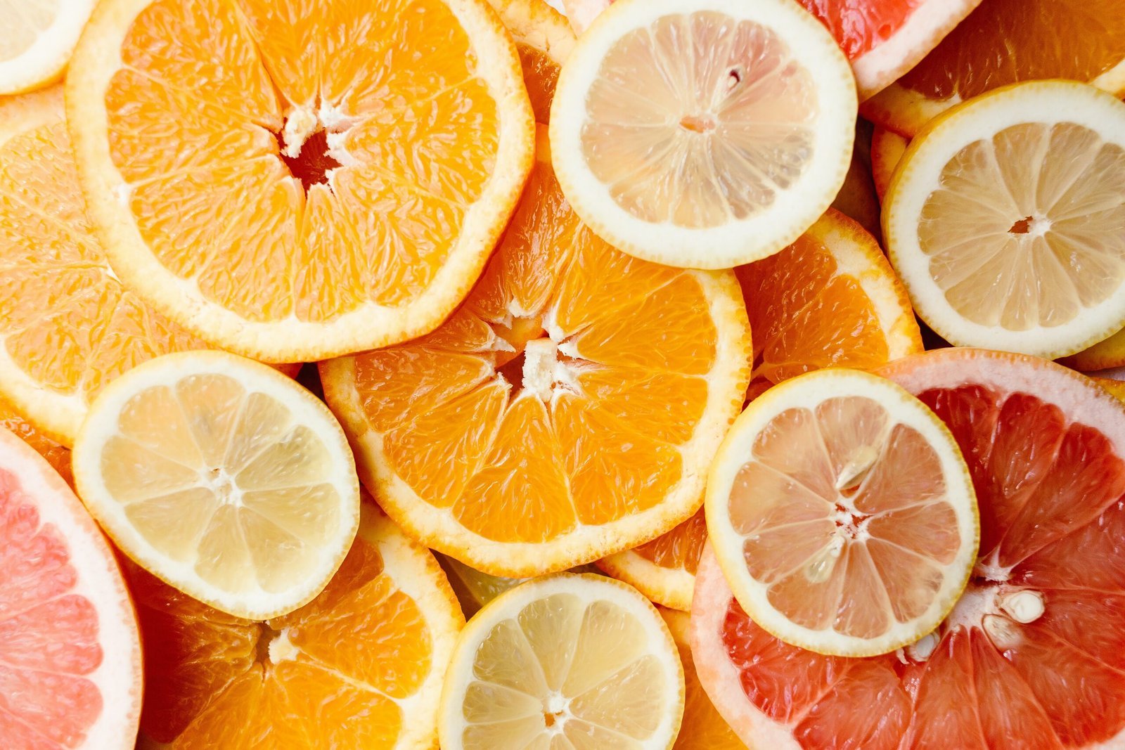 Read more about the article Entzündungshemmende Ernährung und Endometriose: Ein Weg zur Linderung